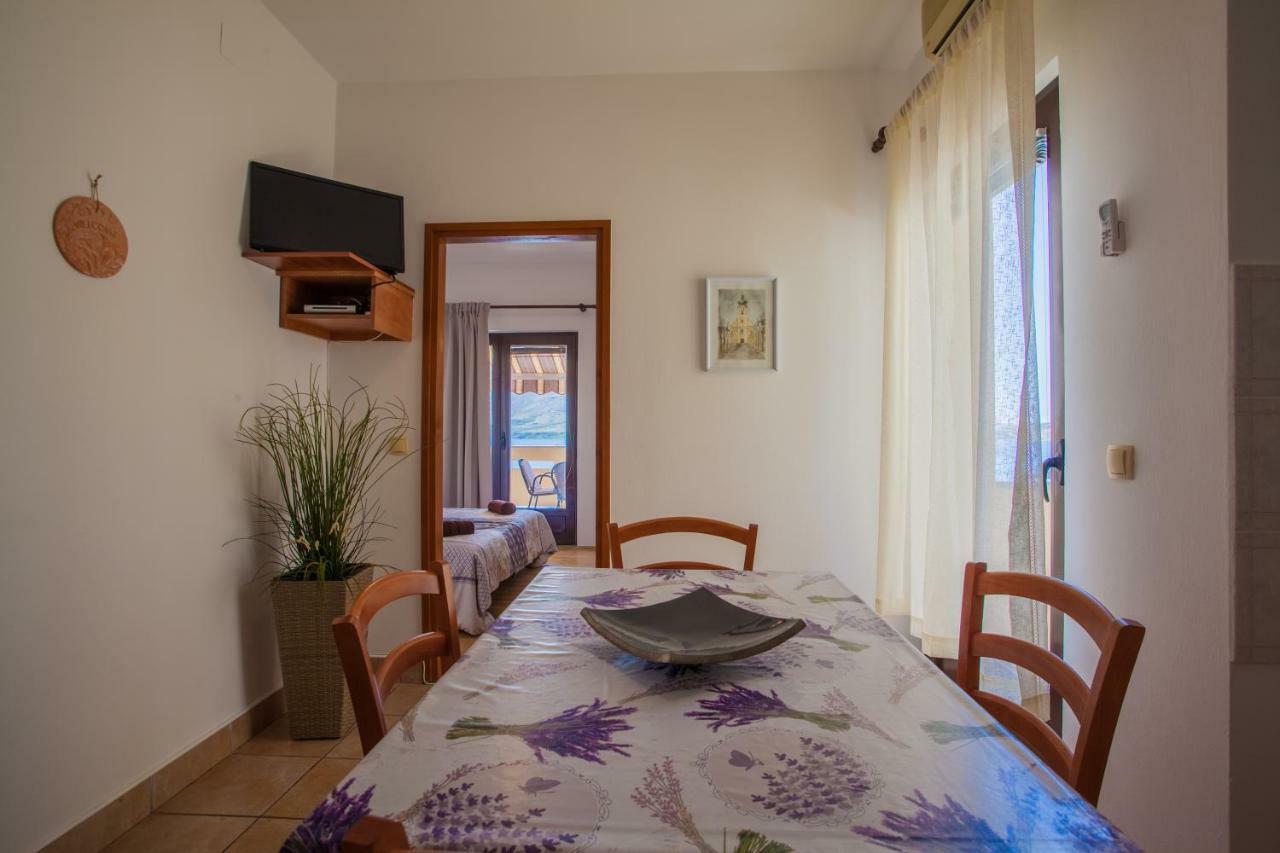 Apartmani Komesic Zubovići Exterior foto